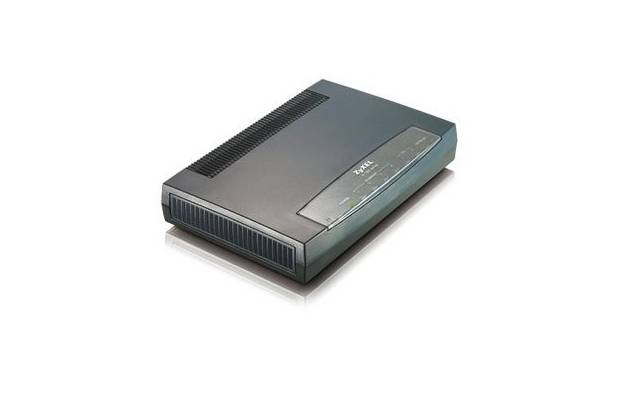 Маршрутизатор Zyxel P-793H v3